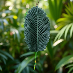 Feuilles artificielles de Senju Aoi vert foncé, 12 par douzaine, sur carte suspendue - Product Image 2