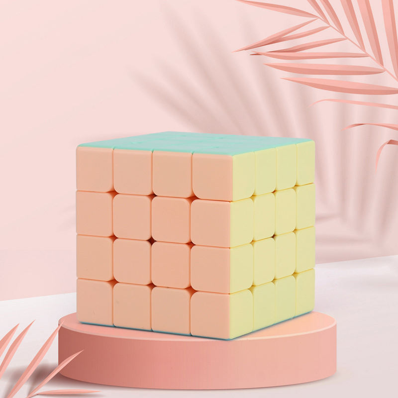 มาการองลำดับที่สี่