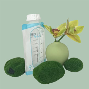 Sac en plastique PE imprimé personnalisé avec impression par gravure Bec chimique recyclable Pochette à bec verseur supportée - Product Image 5