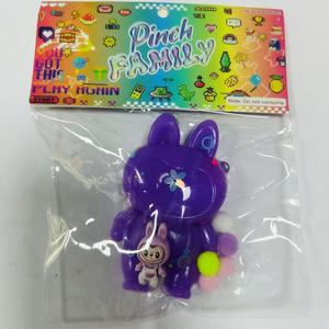 TikTok tarzı sallayarak kedi Squishy oyuncak sevimli oturan kedi stres giderici oyuncak gerçekçi <span class=keywords><strong>PET</strong></span> bebek küçük süs EVA malzeme yapılmış - Product Image 3