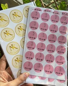 Etiquetas personalizadas ecológicas para botellas de cosméticos, impresión en vinilo BOPP impermeable, logotipos personalizados para el cuidado de la piel y envases de cosméticos. - Product Image 1