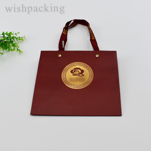 Sac <span class=keywords><strong>De</strong></span> Marque <span class=keywords><strong>De</strong></span> Luxe, bolsas <span class=keywords><strong>de</strong></span> compras <span class=keywords><strong>de</strong></span> papel impresas Rojas cuadradas <span class=keywords><strong>de</strong></span> lujo personalizadas con logotipos - Product Image 2