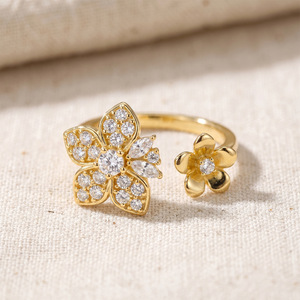 Bague ouverte double fleur tendance 2026 en argent sterling S925 incrustée de moissanite étincelante pour femme, cadeau bijou - Product Image 4