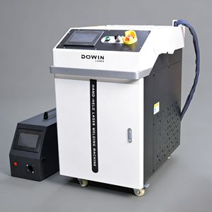 Machine de soudage au laser à fibre portative de 1500 W pour la fabrication et la réparation de métaux, équipement <span class=keywords><strong>mécanique</strong></span> industriel, soudeuse au laser pour boîtiers - Product Image 1
