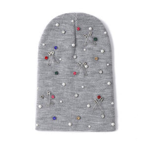 HZM-25683 Berretti di Alta Qualità con Spilla di Sicurezza, Caldi e Confortevoli Berretti Invernali con Strass - Product Image 3