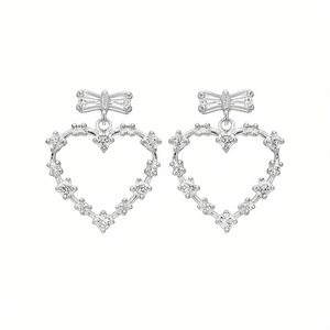 Boucles d'oreilles pendantes Cœur Blanc Champagne en Argent 925 avec Strass en Cristal Sertis Griffe, Bijoux Romantiques pour Mariage Femme - Product Image 1