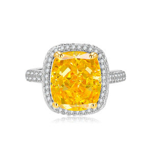 Nouveaux articles tendances et très demandés pour 2026 en bijouterie : bague en cuivre plaqué or 10*12mm avec zirconium coloré taille glace pour femme - Product Image 5
