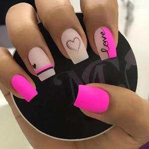 Juego de 24 Uñas Postizas de Color <span class=keywords><strong>Rosa</strong></span> con Líneas Simples, Uñas Acrílicas de Ataúd Almendrado, Uñas Postizas para Salón de Belleza - Product Image 1