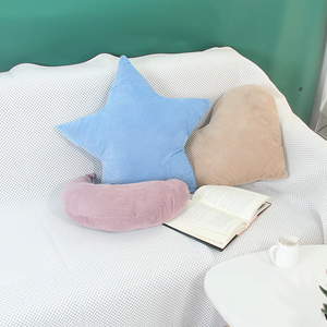 Benutzer definierte moderne Stil Solid Pattern Cord Kissen 3D Star Moon Shape Throw <span class=keywords><strong>Pillow</strong></span> - Product Image 4