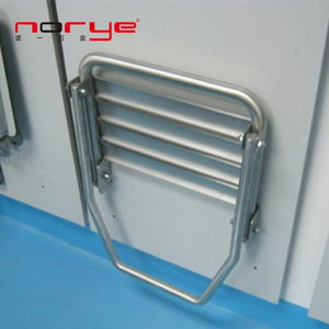 เก้าอี้อาบน้ำพับได้สแตนเลส Norye สำหรับผู้สูงอายุ ปรับขนาดได้ - Product Image 3