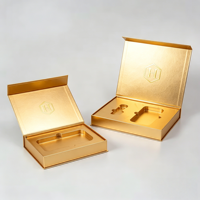 Boîte en carton écologique avec logo doré personnalisé pour l'emballage d'étuis de téléphone portable