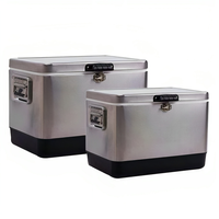 En stock Réfrigérateur en métal rétro en acier inoxydable pour l'extérieur 29l 40l 51l pour boissons glacées