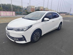 La voiture d'occasion la plus vendue en Chine 2017 2018 2019 2020 Toyotaa <span class=keywords><strong>Corolla</strong></span> 5 places 1.2T voiture d'occasion essence Voitures d'occasion bon marché à <span class=keywords><strong>vendre</strong></span> - Product Image 3