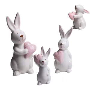 儿童礼品批发陶瓷可爱家用小兔工艺品抱心