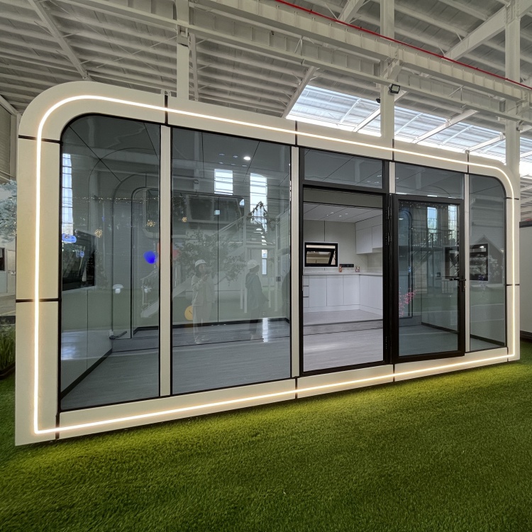 20FT 40FT New Durable and Cost Effective Coffee Shop Office Mobile Container Room Garden Outdoor Pod Modular Apple Cabin 3