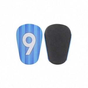 Mini protège-tibia de football universel protecteur de jambe résistant à l'usure absorbant les chocs protecteur de jambe planche d'entraînement de football - Product Image 2