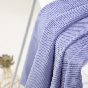 Tissu en velours côtelé extensible de qualité à bas prix, tissu en velours côtelé en polyester, textiles et tissus textiles - Product Image 4
