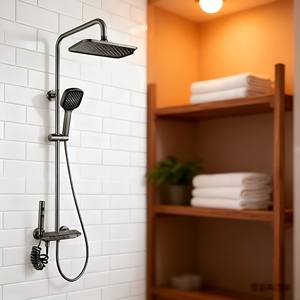 Ensemble de douche exposé avec clavier de piano <span class=keywords><strong>à</strong></span> affichage numérique, pomme de douche de style pluie gris canon, mitigeur de salle de bain, vente chaude - Product Image 3