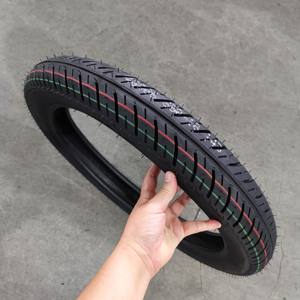 Neumáticos de motocicleta Premium 3,00-18 Neumáticos de vacío Llantas de vacío de aleación de aluminio montadas adecuadas <span class=keywords><strong>para</strong></span> motocicletas - Product Image 2