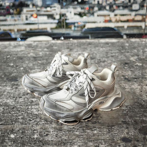 Torre Sports Chaussures de course en maille respirante pour hommes femmes Couleur polie Fermeture à lacets augmentant la hauteur Paris Liu Haoran - Product Image 5