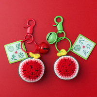 Handgemaakte gehaakte aardbei watermeloen kers wortel banaan gebreide simulatie fruit sleutelhanger decoratieve afstudeercadeaus