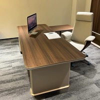 Meubles de bureau de direction en bois de luxe au design moderne et durable, fabriqués en Chine, bureau et table de direction pour villa avec certification CE