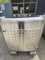 Réservoir à vin carré de 1500L 400 gallons en acier inoxydable pour stockage en cube empilable portable et réservoir IBC