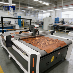 Machine de découpe automatique à couteau oscillant CNC REMEYA pour sièges de voiture en cuir, sacs, cuir PU - Product Image 5