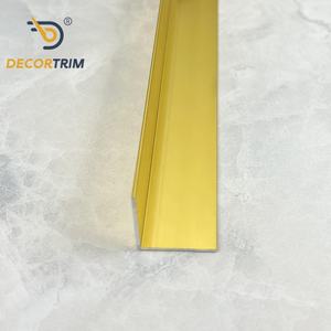 DECORTRIM - Vente en gros d'angleurs de protection en aluminium doré pour la maison et <span class=keywords><strong>le</strong></span> bureau - Product Image 5