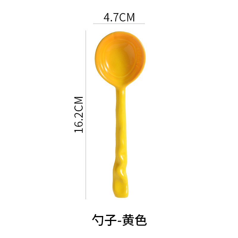 Petite cuillère colorée jaune