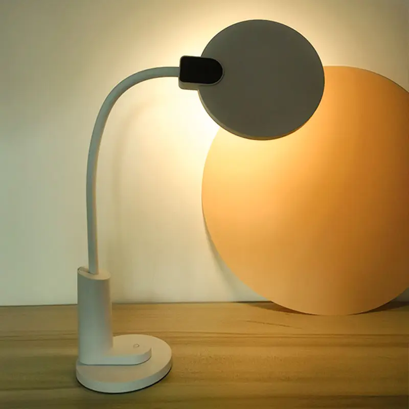 2023 New Design Clip Lamp Round LED Head Edge Luminescence Reading Desk Lamp With Iron Silicone 360 Degree Turn Arc