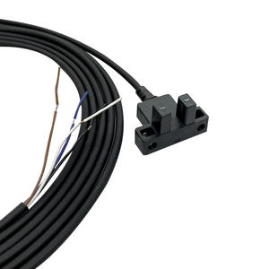 Capteur de fin de course photoélectrique optique à fente en U pour des performances optimales - Product Image 4