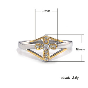 Anello Bicolore Stile Reale per Donne, Creativo e Regolabile, Tono Oro con Cristallo, Gioiello di Moda - Product Image 6