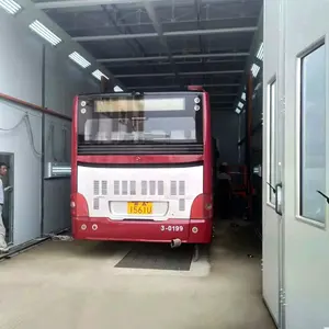 Cabine de peinture à courant descendant CE Cabine de peinture en aérosol pour bus et camions industriels avec brûleur diesel Four de pulvérisation extérieur