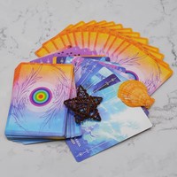 Cartes de tarot personnalisées en gros d'usine, impression personnalisée, feuille d'or et d'argent, cartes de tarot laser, cartes d'oracle, jeu avec livret, boîte à couvercle et fond