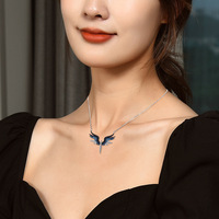 Collar de joyería de acero inoxidable de moda, regalo de cumpleaños Para Hija, collar de alas de Ángel de diamante CZ azul degradado delicado para mujer