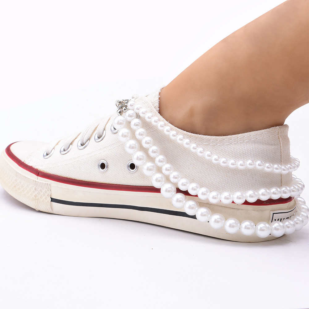 Chaîne de chaussures en perles à trois couches