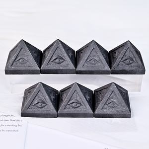 Venta caliente de cristal artesanías mal de ojo tallas 5cm negro Shungite Pirámide para decoración del hogar - Product Image 1