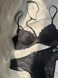 Ensemble de lingerie pour femmes d'usine, soutien-gorge en dentelle avec rembourrage, soutien-gorge anti-affaissement pour poitrine large <span class=keywords><strong>et</strong></span> petite, soutien-gorge à armatures push-up <span class=keywords><strong>et</strong></span> culotte - Product Image 4