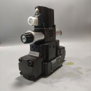 Vanne de commande directionnelle Parker D41FBE02FC4NF0014 350 bars max. P.A.B.X 185 bars max. T.Y. Fabriqué en Chine - Product Image 4