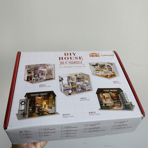 Mini <span class=keywords><strong>maison</strong></span> <span class=keywords><strong>de</strong></span> bricolage avec meubles légers, ensemble <span class=keywords><strong>de</strong></span> jouets faits à <span class=keywords><strong>la</strong></span> main en bois, petits modèles <span class=keywords><strong>de</strong></span> <span class=keywords><strong>maison</strong></span> <span class=keywords><strong>de</strong></span> <span class=keywords><strong>poupée</strong></span>, kit <span class=keywords><strong>de</strong></span> blocs <span class=keywords><strong>de</strong></span> construction miniatures - Product Image 5