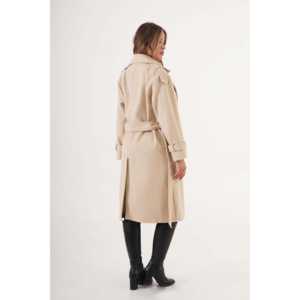 Manteau en cachemire pour femmes orné de pierres avec détail d'épaulettes et ceinture en gros - Product Image 5