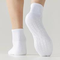 Chaussettes personnalisées brodées pour hommes et femmes, chaussettes de sport respirantes à fond en tissu éponge pour la course à pied et le basketball, personnalisables