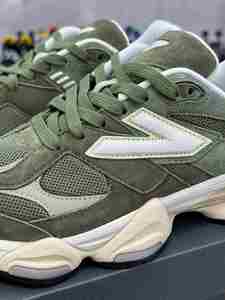 High-quality New Men's Women's Suede Breathable Lace-up Sport Shoes <b>Running</b> Walking Sporty All Seasons Cushioning Anti-odor - Product Image 4