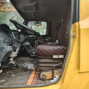 Équipement d'origine 80 tonnes accessoires complets en bon état XCT80 avec crochet auxiliaire + contrepoids camion grue d'occasion - Product Image 6