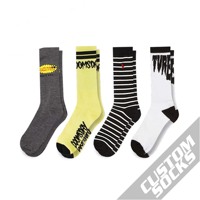 FREE DESIGN & MOCK-UP Chaussettes Crew Chaussettes pour femmes personnalisées Logo personnalisé Chaussettes en coton pour femmes