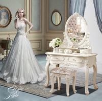 Table de toilette moderne italienne simple et luxueuse pour chambre de mariage