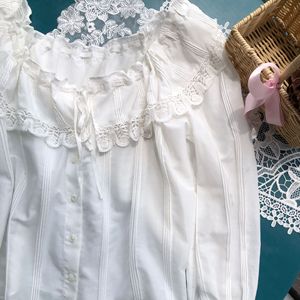 Blusa blanca francesa vintage romántica de encaje pesado con volantes para mujer, blusa holgada de manga larga con protección solar - Product Image 5