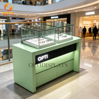 Comptoir de présentation optique moderne blanc sur mesure, vitrine de luxe en verre trempé pour lunettes