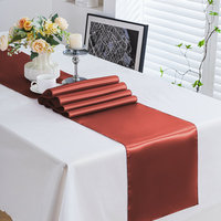 Nappe et coureurs de table à manger en satin élégant lavable de luxe standard personnalisé chinois pour la fête d'événements de mariage